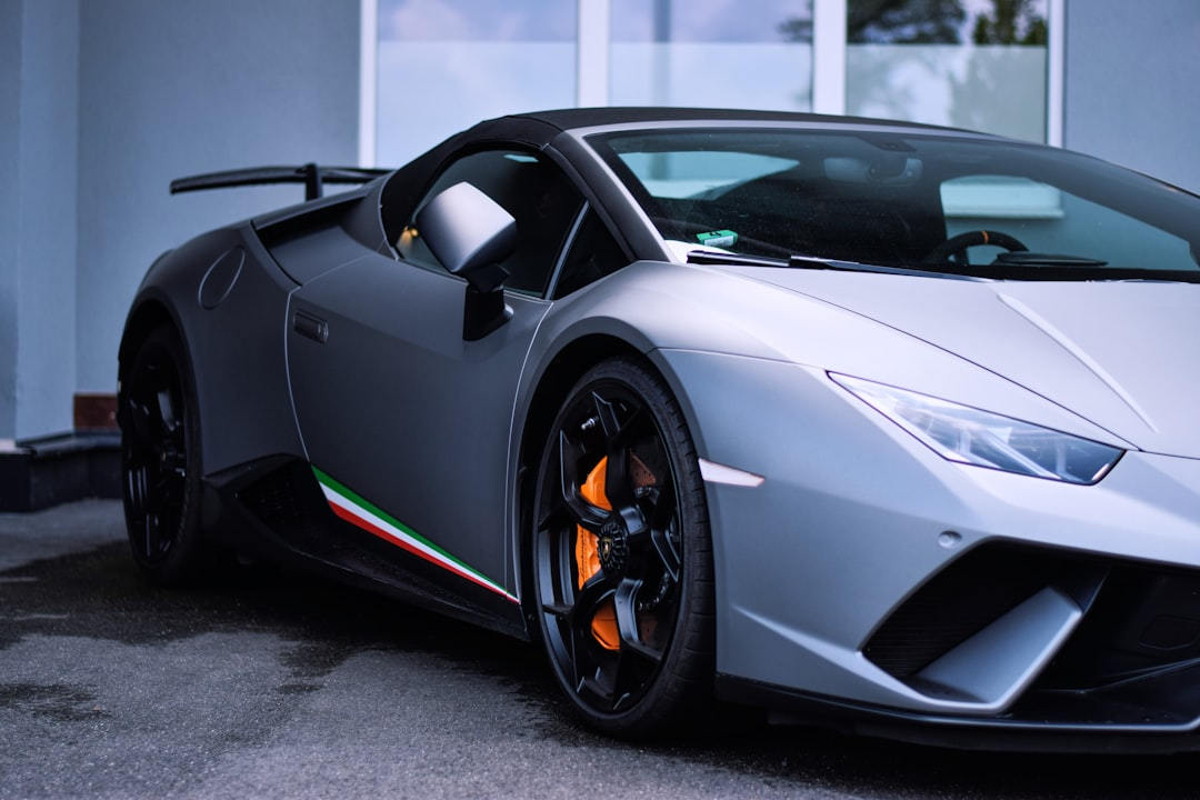 Sleek appearance, UV protection, and cooler interiors